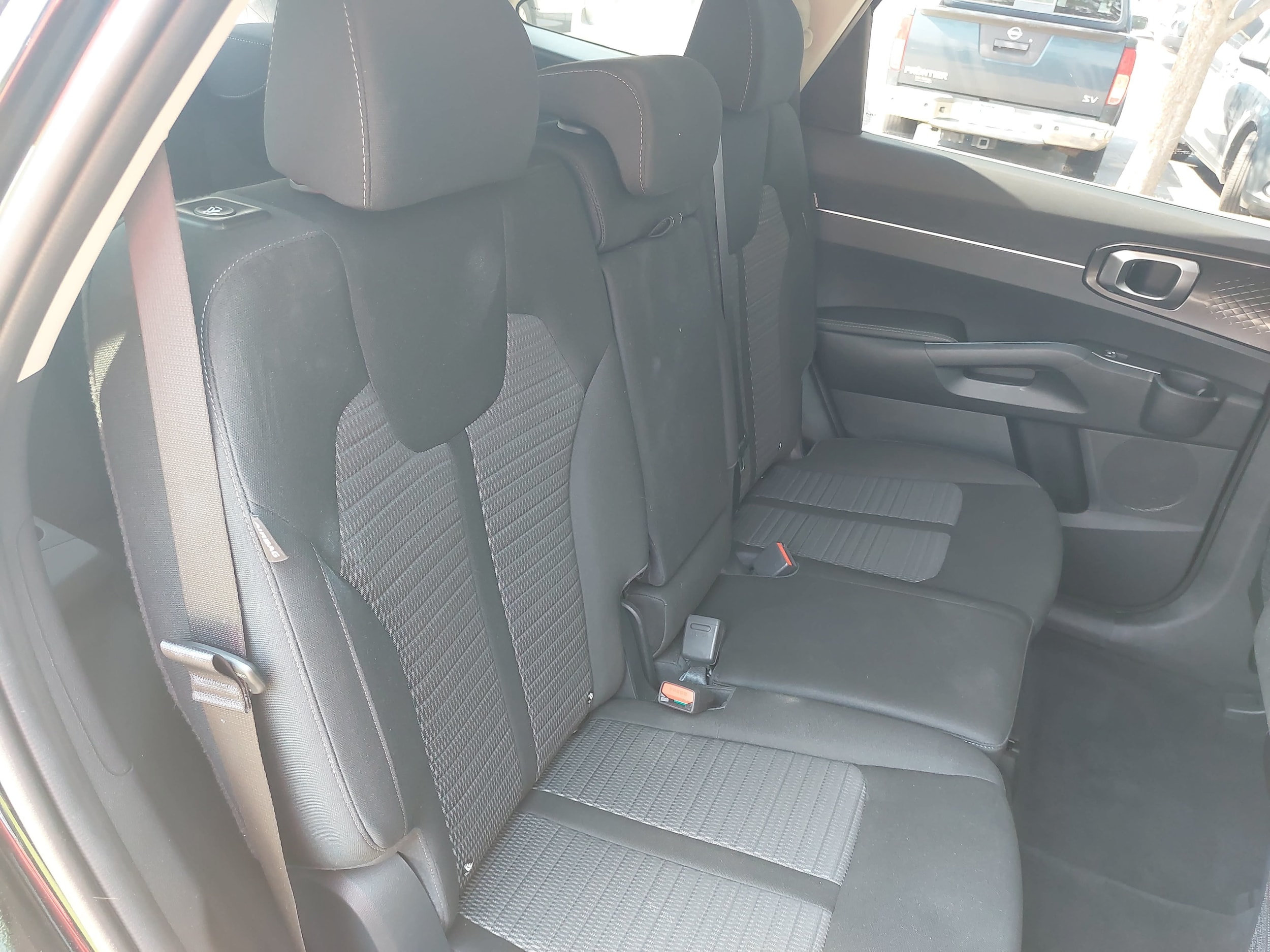 2026 Kia Sorento LX - Photo 10