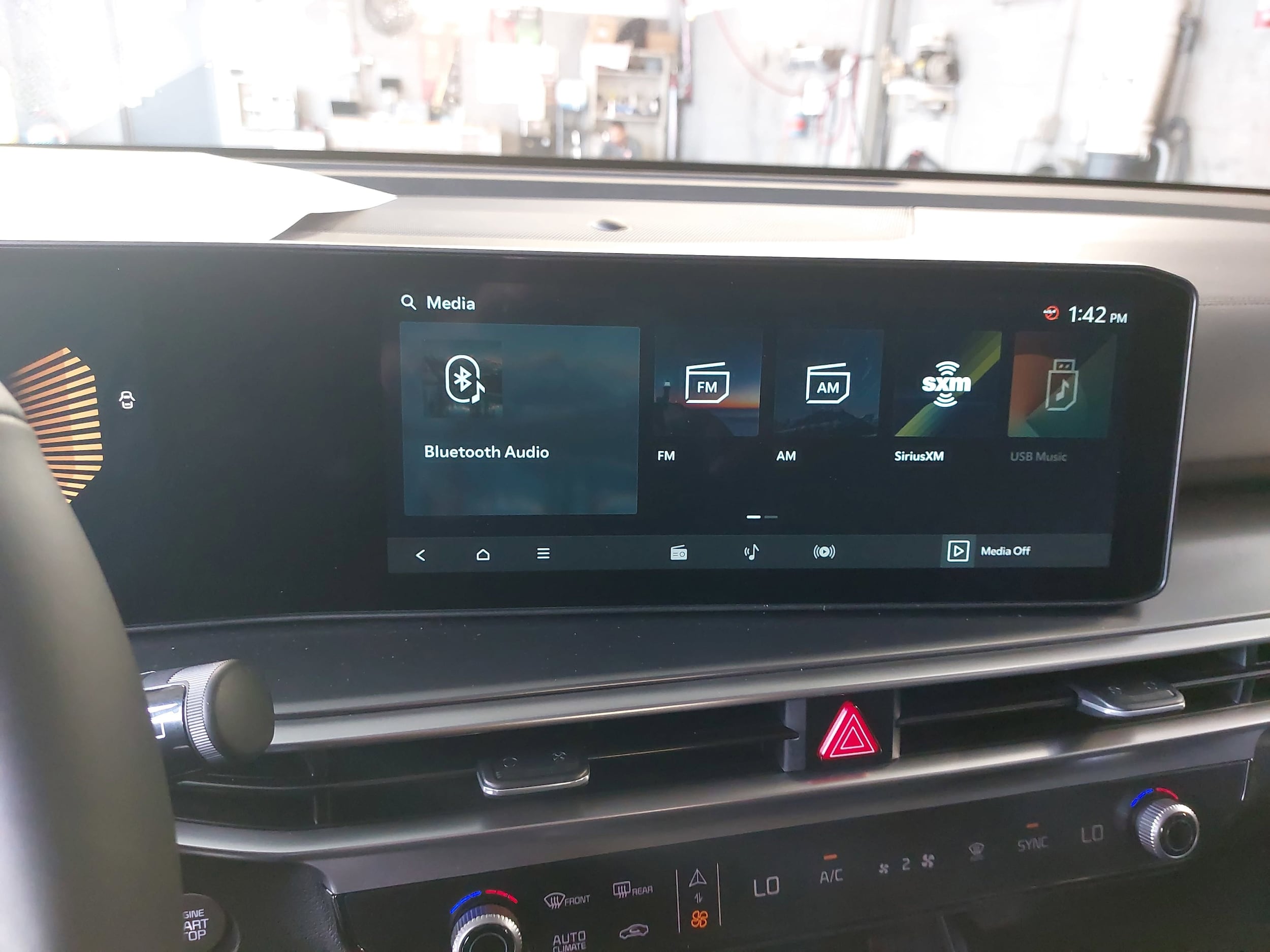 2026 Kia Sorento S - Photo 24