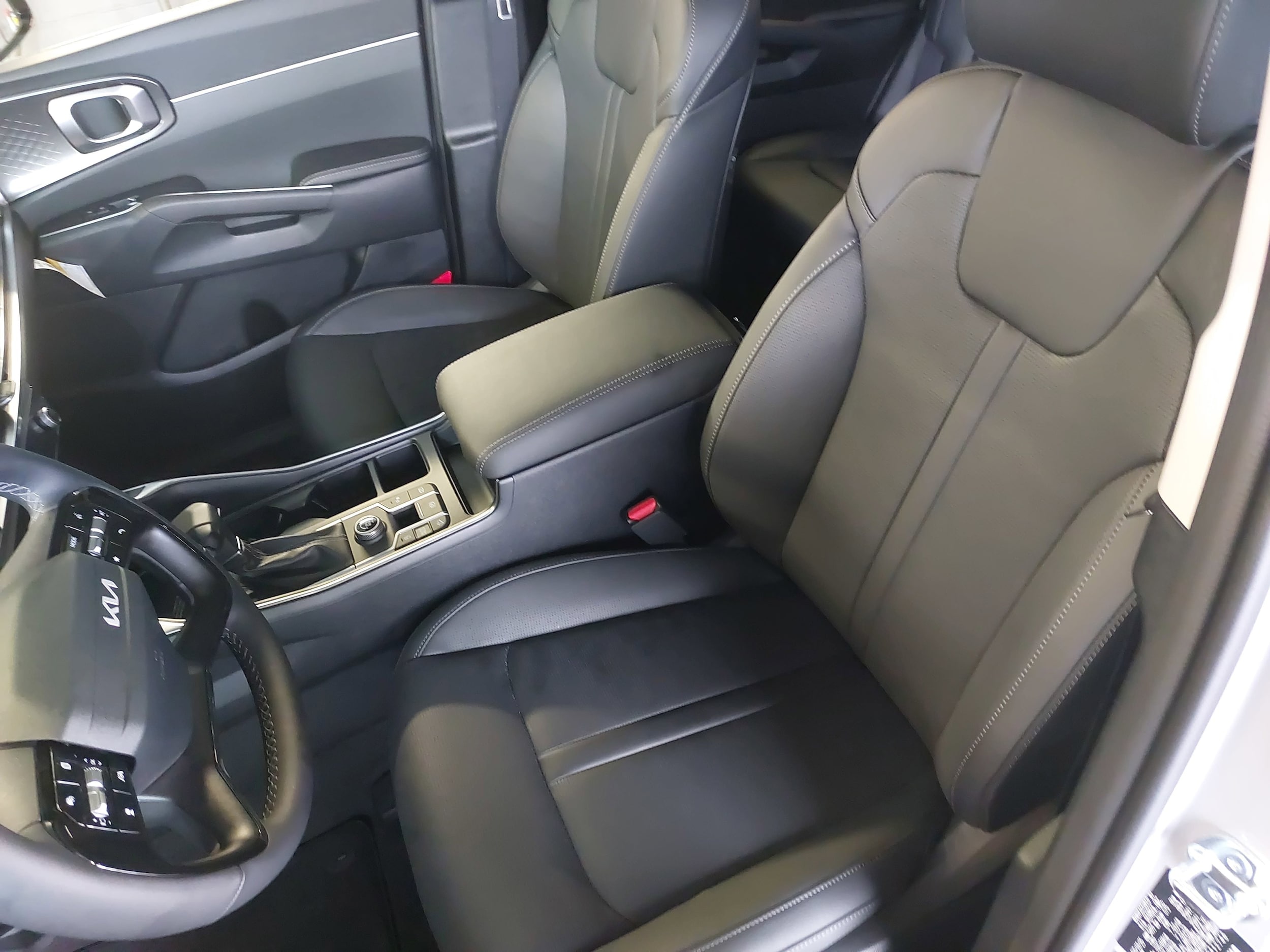 2026 Kia Sorento S - Photo 16