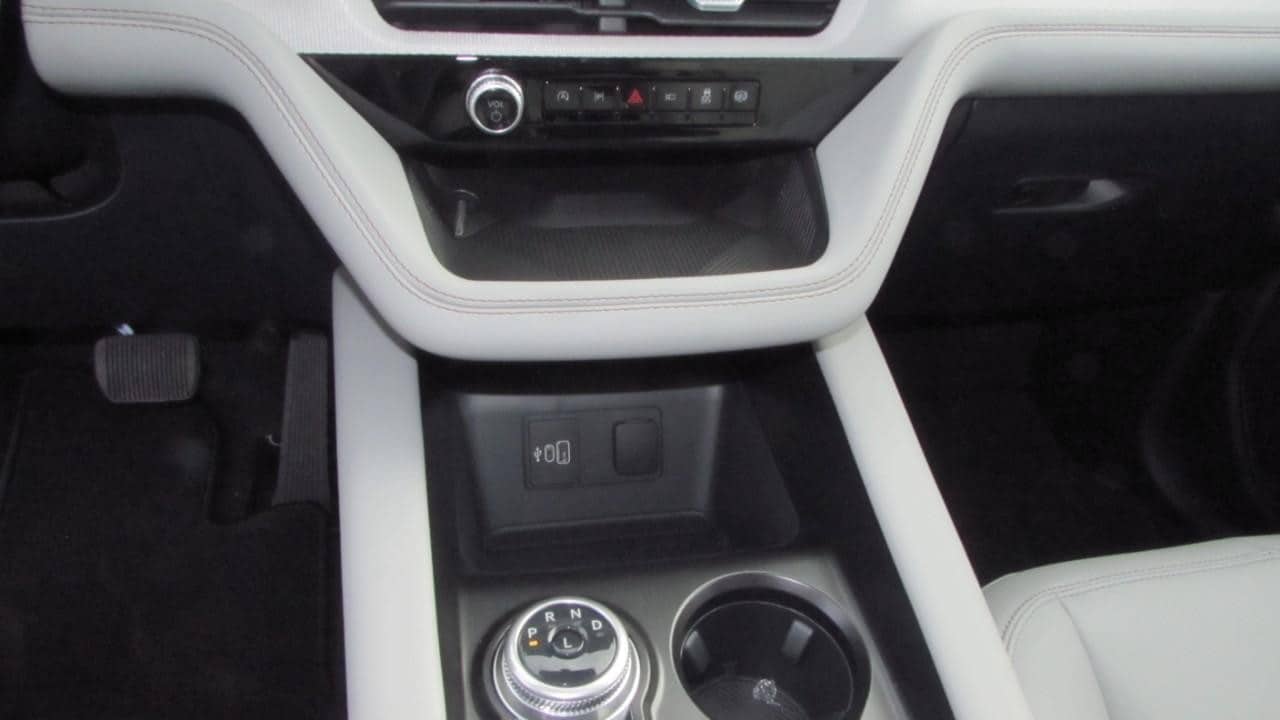 2026 Ford Explorer Active - Photo 27
