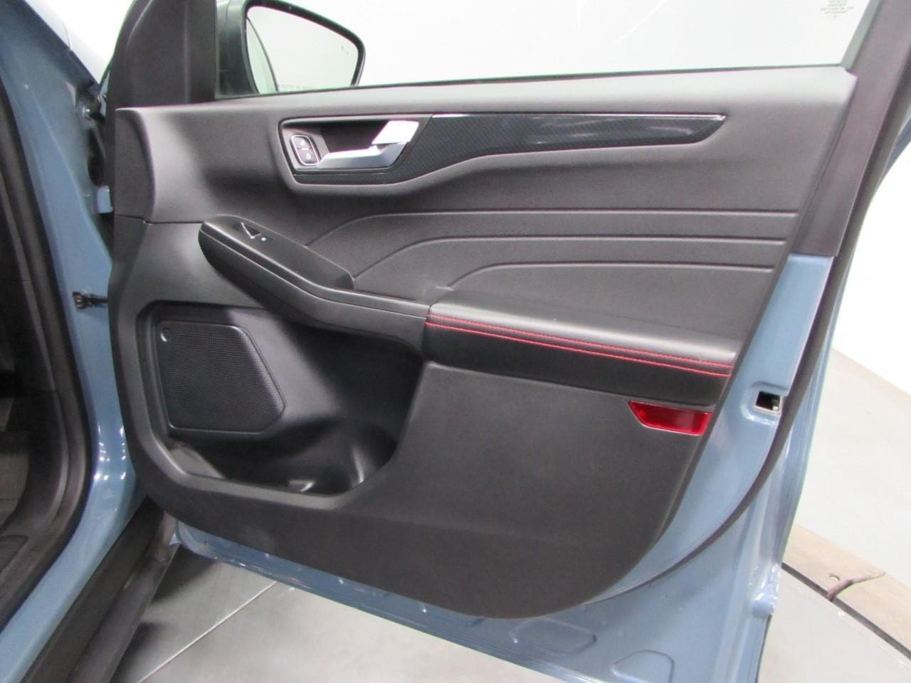 2023 Ford Escape ST-Line - Photo 16