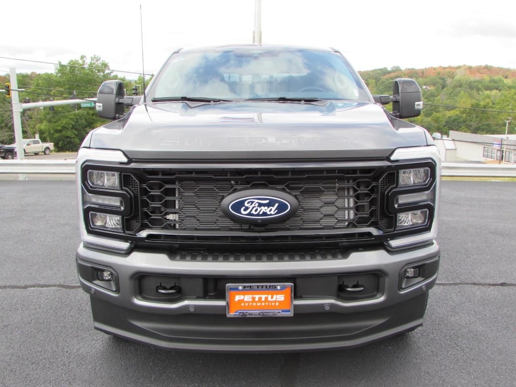 New 2027 Ford F-250SD Lariat Truck