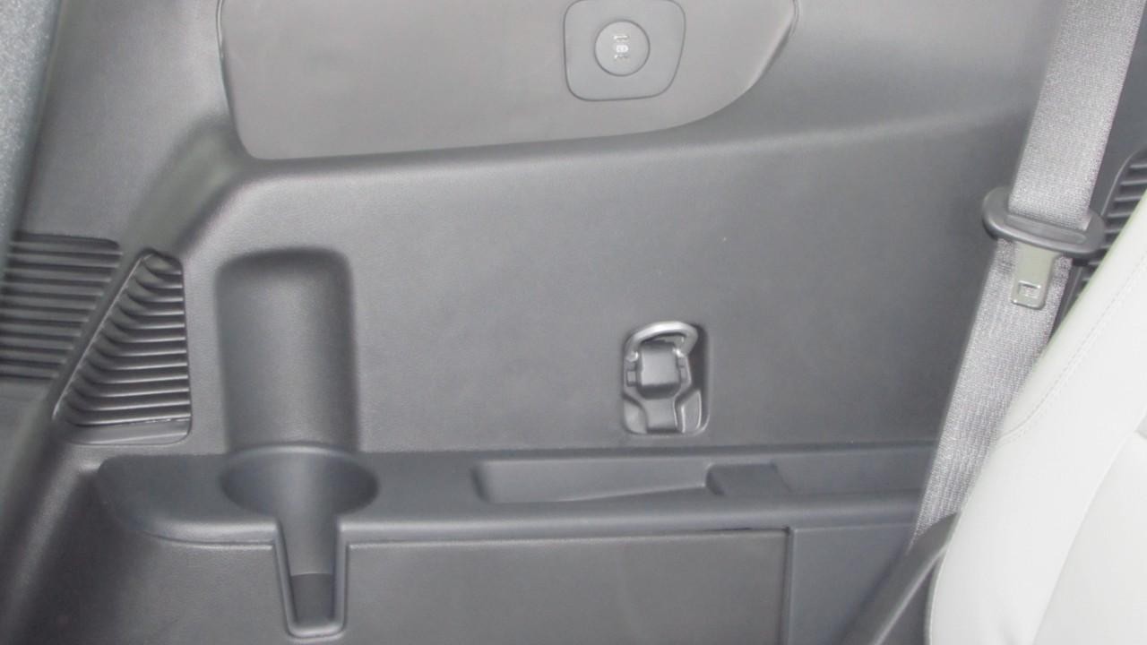 2026 Ford Explorer Active - Photo 20