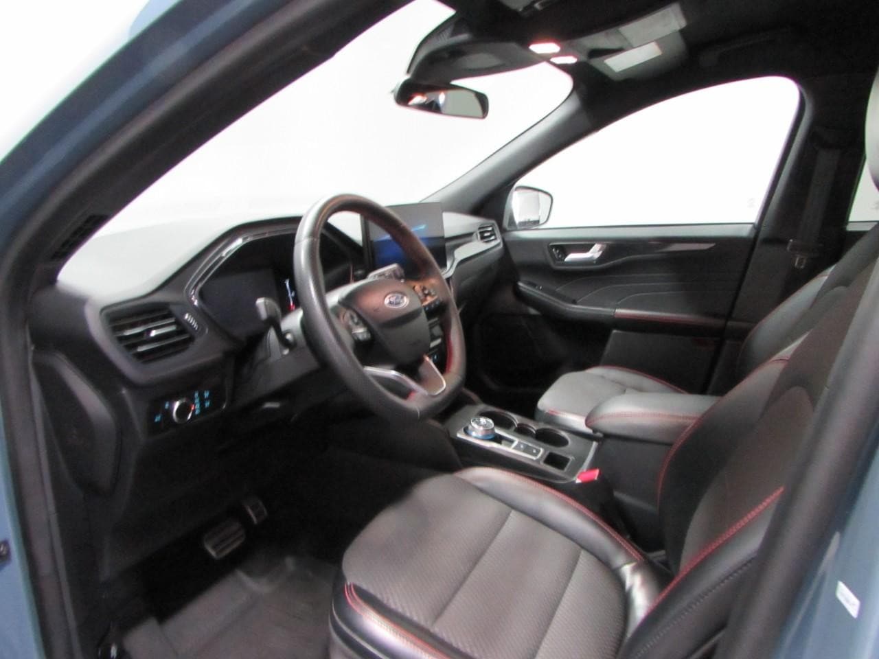 2023 Ford Escape ST-Line - Photo 13
