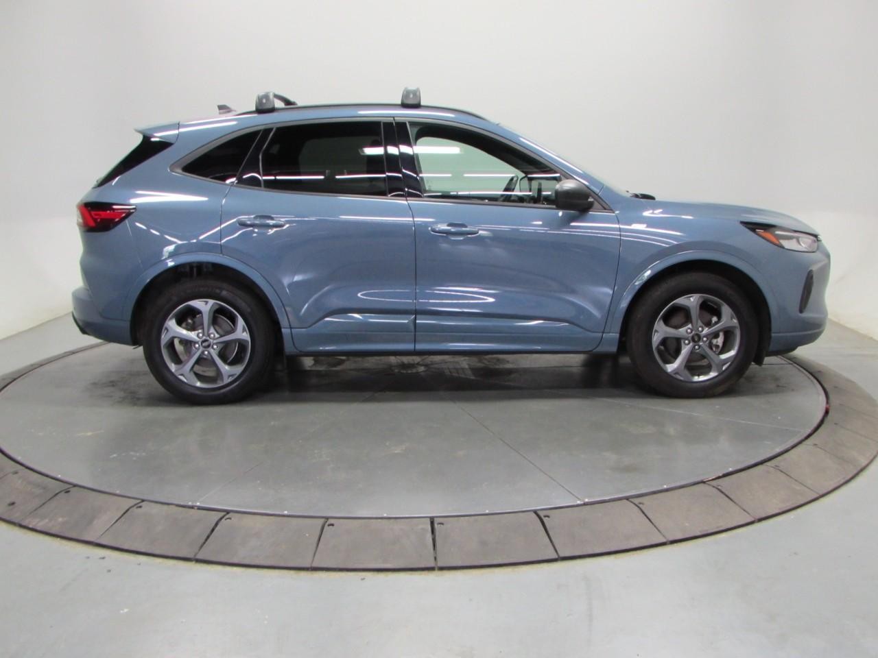 2023 Ford Escape ST-Line - Photo 8