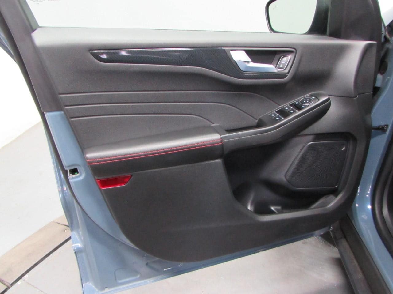 2023 Ford Escape ST-Line - Photo 12