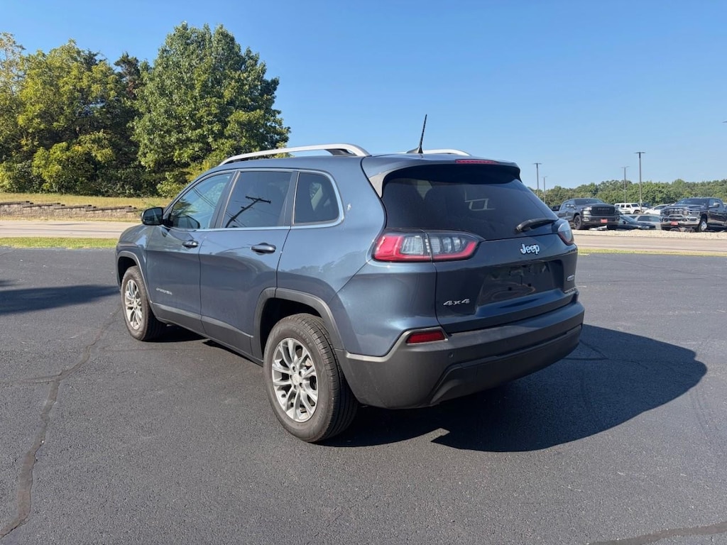 Used 2021 Jeep Cherokee Latitude Plus SUV