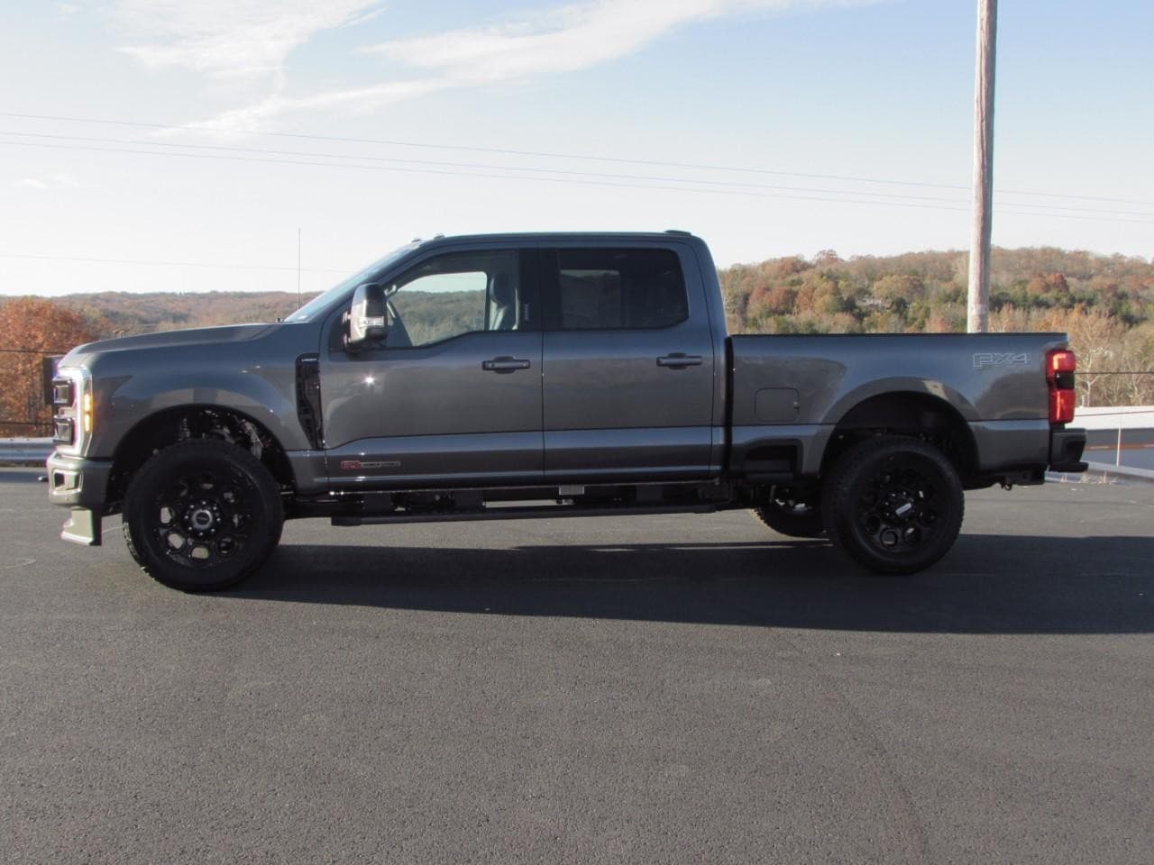 2026 Ford F-350 Super Duty Lariat - Photo 4