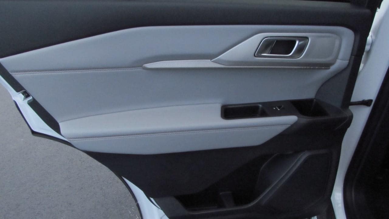 2026 Ford Explorer Active - Photo 24