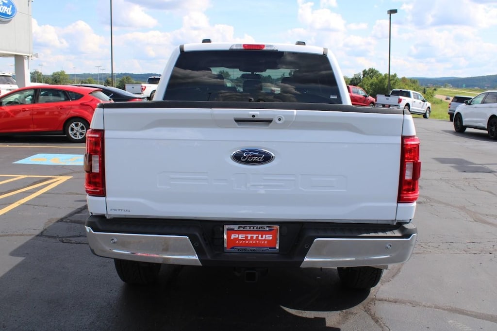 New 2022 Ford F-150 XLT Truck SuperCrew Cab