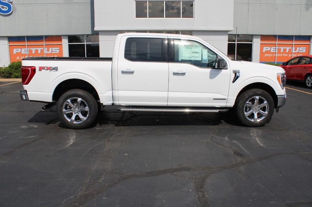 New 2022 Ford F-150 XLT Truck SuperCrew Cab
