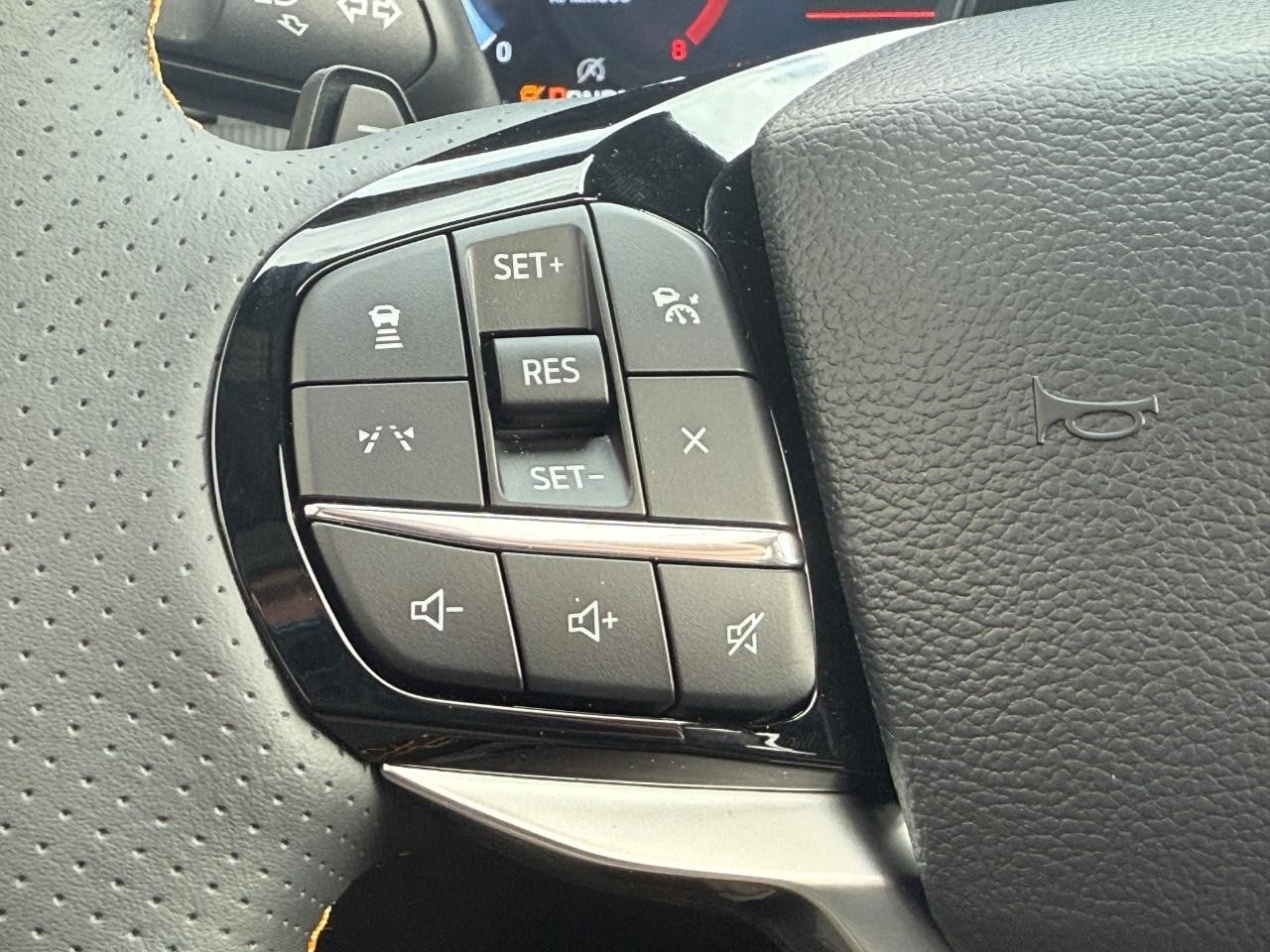 2026 Ford Explorer Tremor - Photo 11