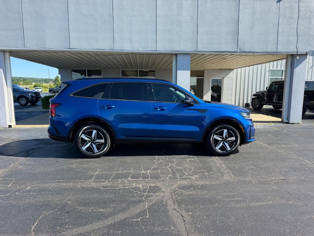 Certified 2023 Kia Sorento S SUV