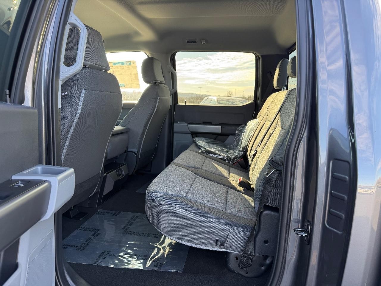 2026 Ford F-250 Super Duty XL - Photo 9