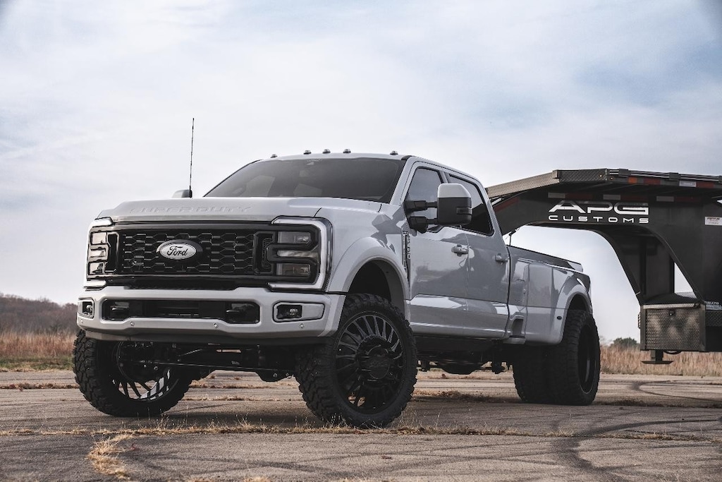New 2026 Ford F-450 Platinum DRW Truck Crew Cab