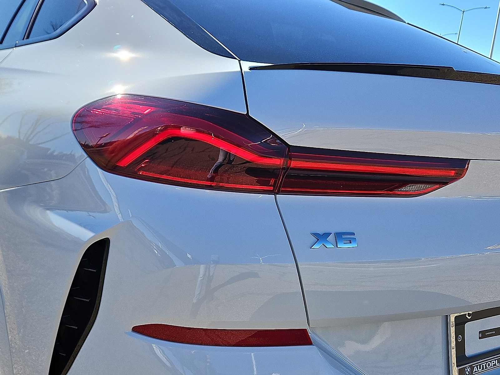 2026 BMW X6 M60i - Photo 7