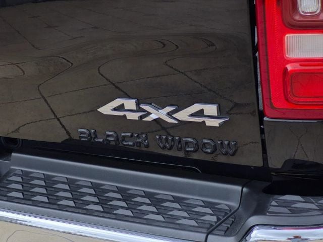 2022 RAM Ram 3500 Pickup Laramie - Photo 35