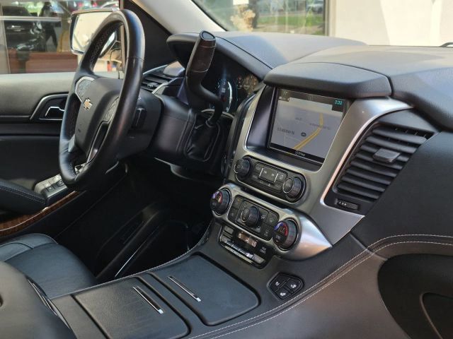 2017 Chevrolet Tahoe Premier - Photo 12