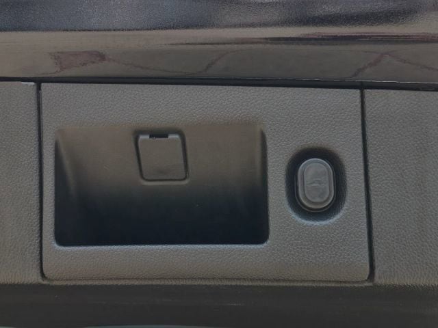 2017 Chevrolet Tahoe Premier - Photo 39