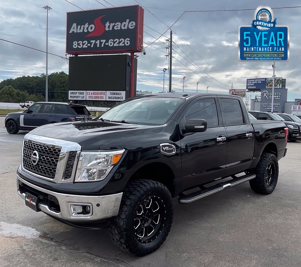 2017 Nissan Titan SV