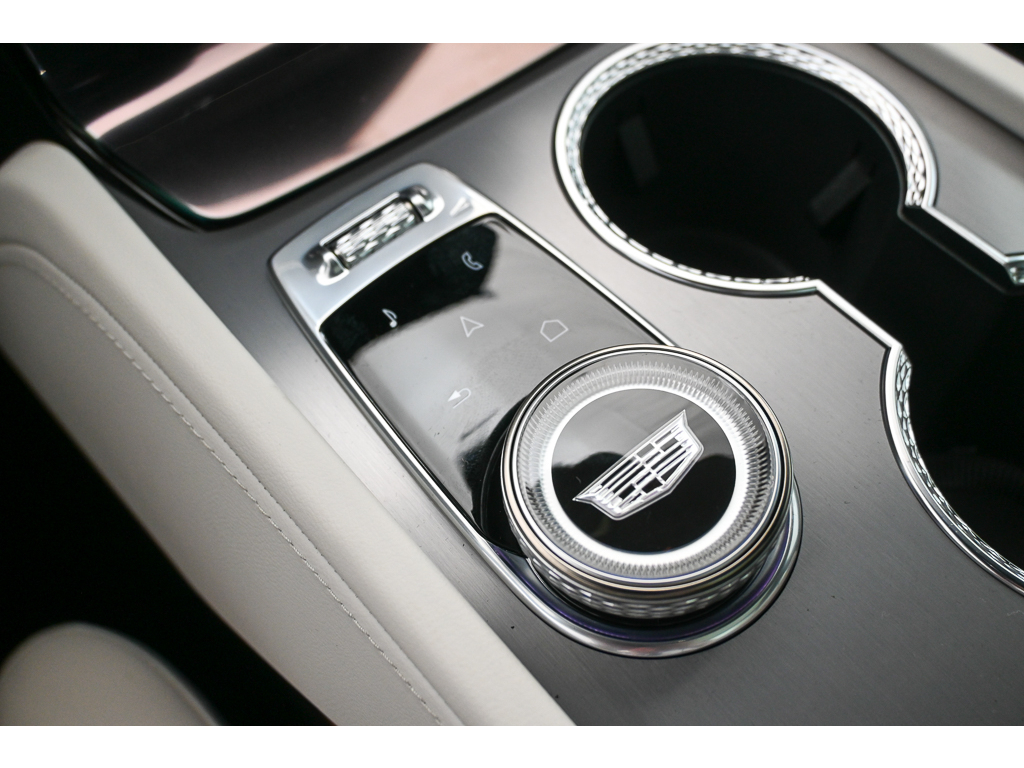 2027 Cadillac VISTIQ Sport - Photo 30
