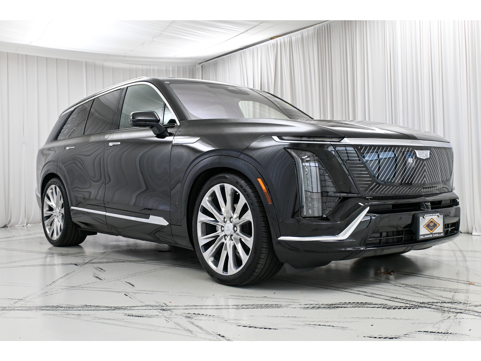 Used 2026 CADILLAC VISTIQ Premium Luxury SUV