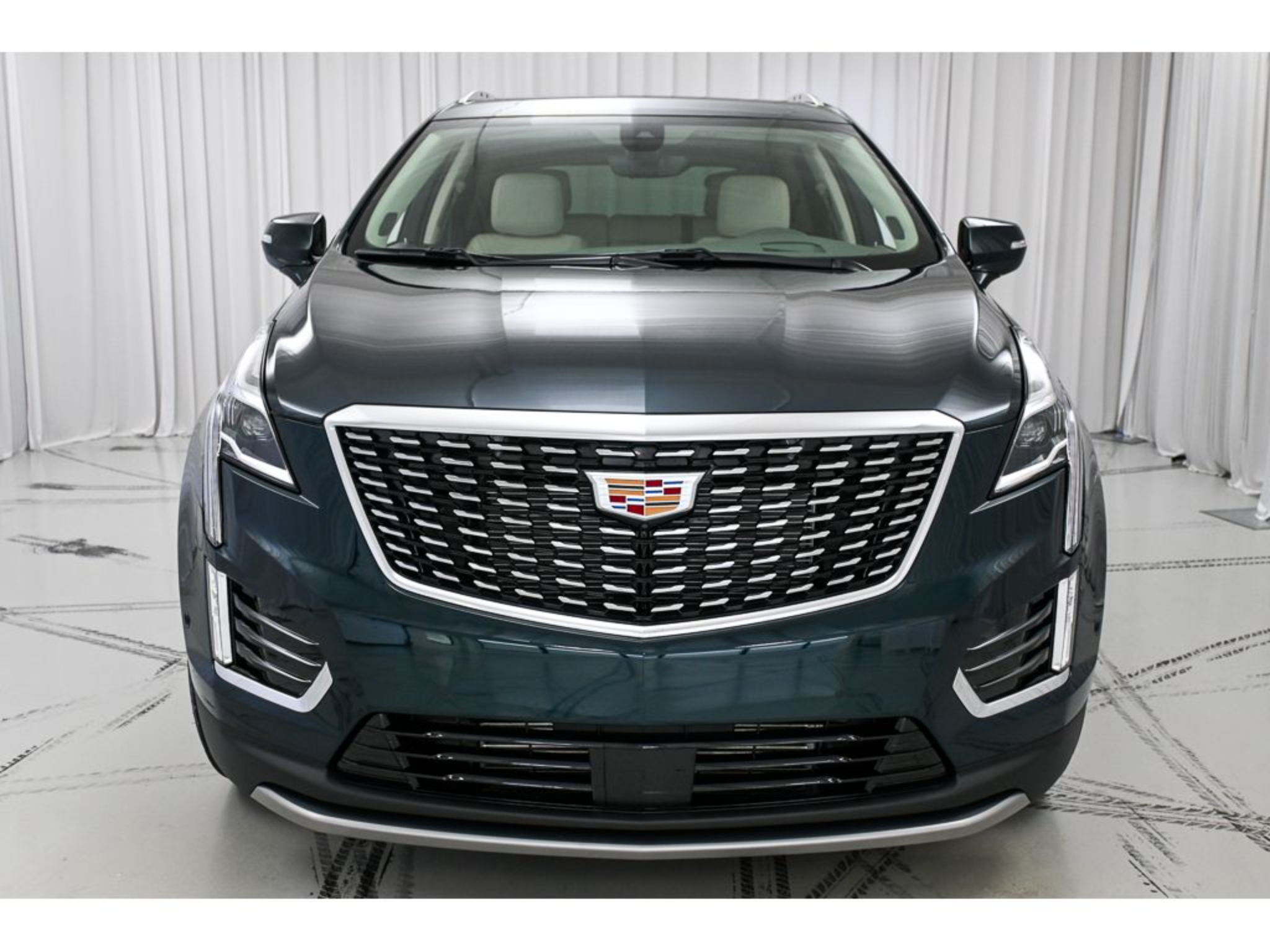 New 2026 CADILLAC XT5 Premium Luxury SUV