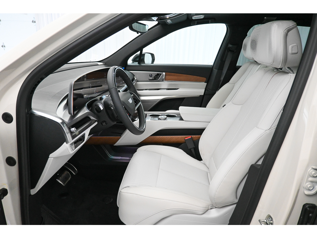 2027 Cadillac VISTIQ Sport - Photo 23