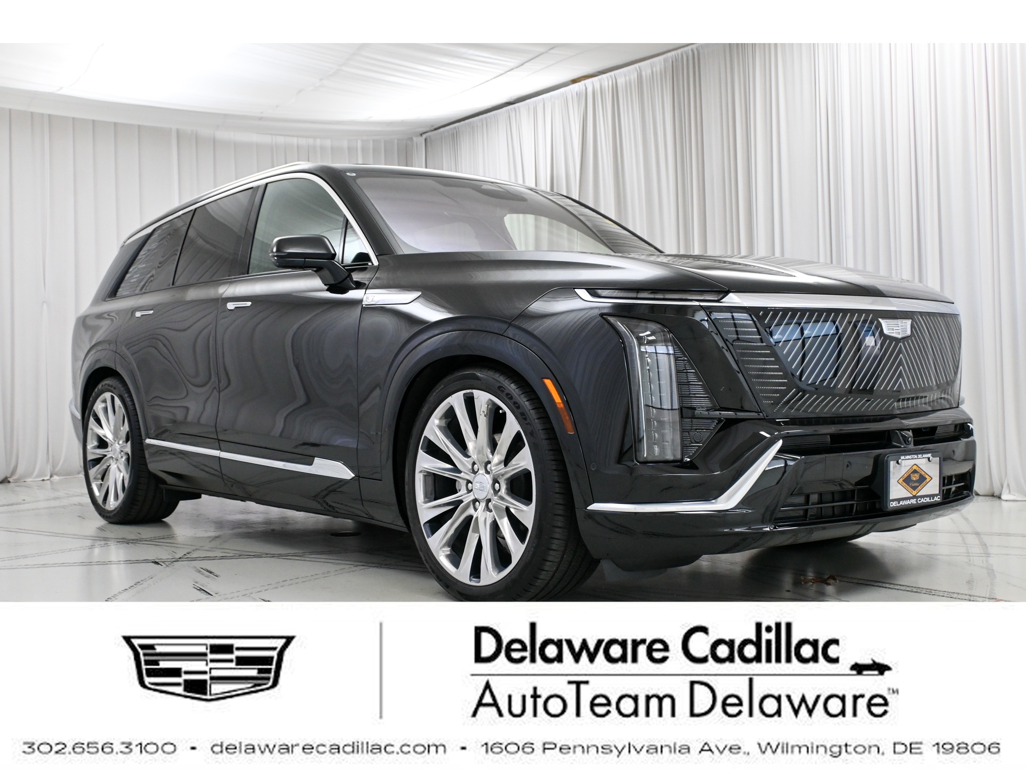Used 2026 CADILLAC VISTIQ Premium Luxury SUV