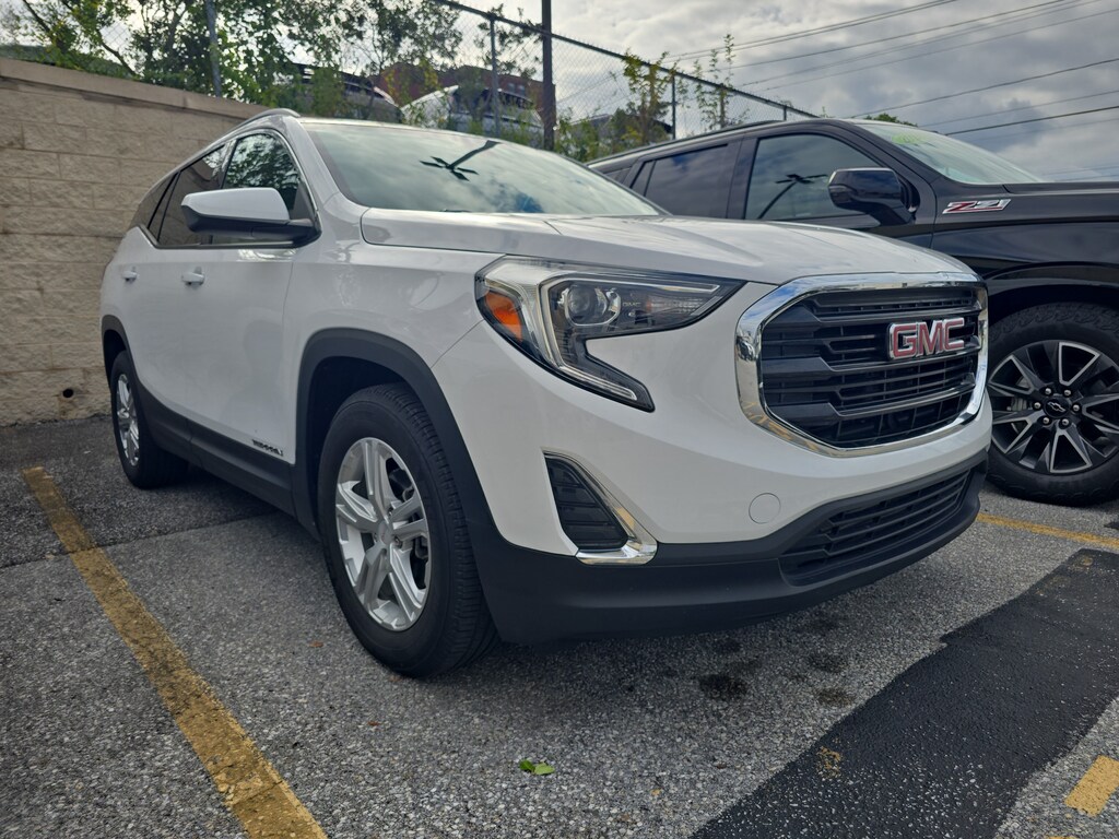 Used 2020 GMC Terrain SLE SUV