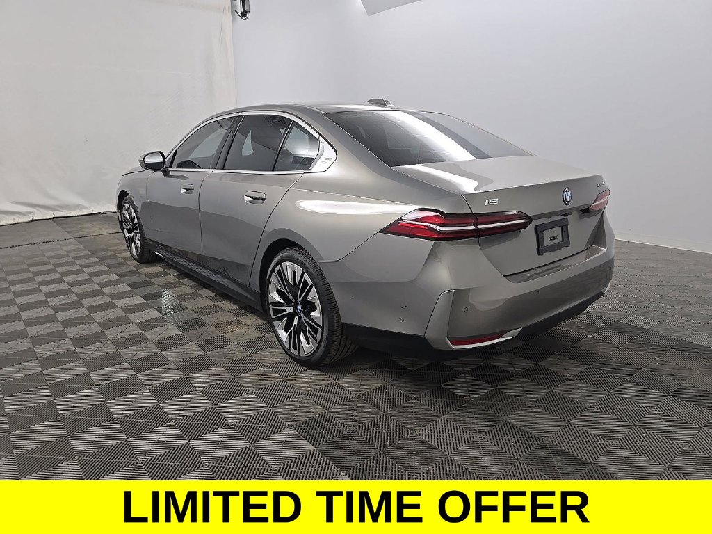 Used 2024 BMW i5 eDrive40 /PREMIUM /DRIVING ASSIST PRO Sedan