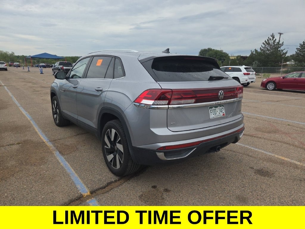 Used 2025 Volkswagen Atlas Cross Sport 2.0T SE w/Technology SUV