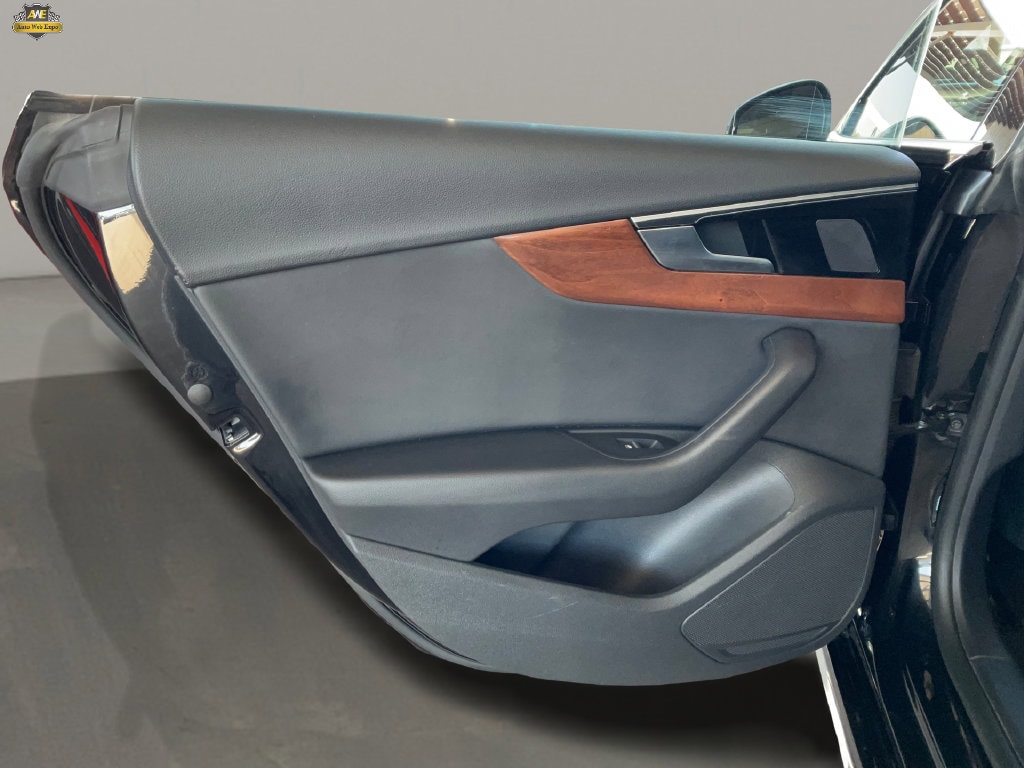 2022 Audi A5 Sportback Premium - Photo 12