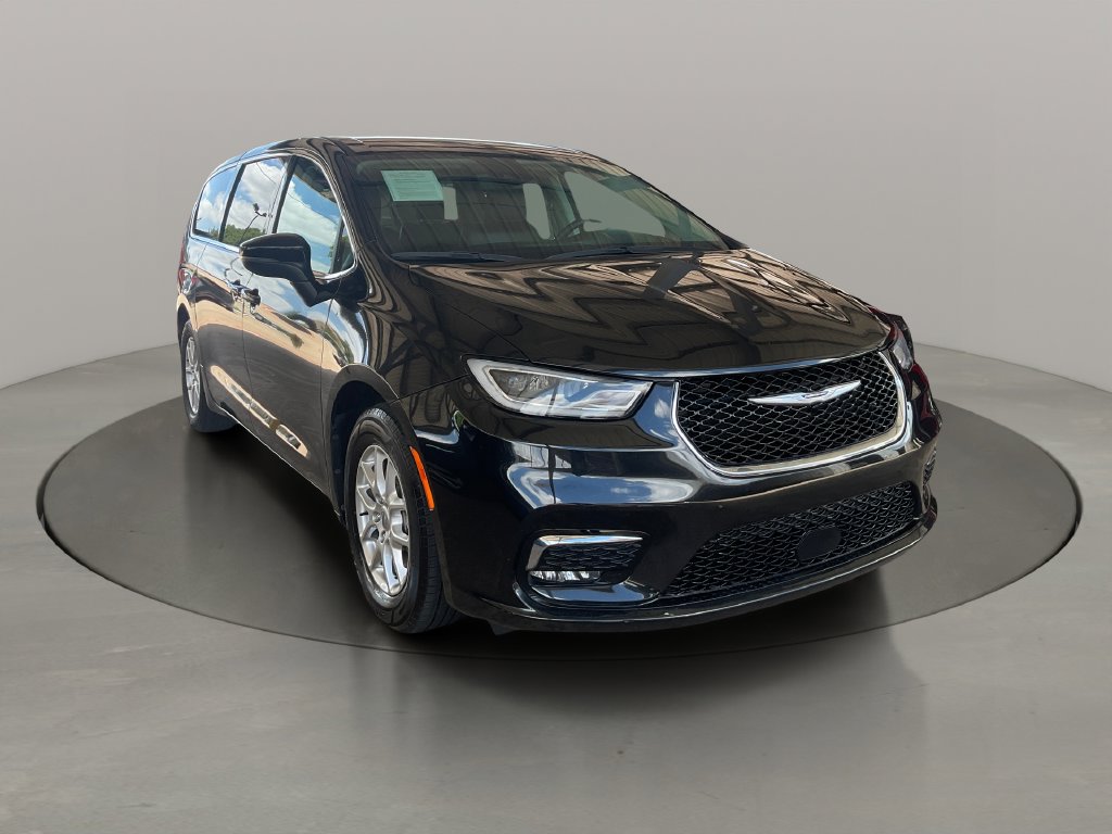 Used 2023 Chrysler Pacifica Touring L Van Passenger Van