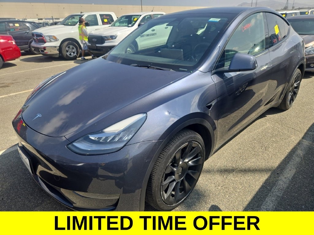 Used 2024 Tesla Model Y Long Range SUV