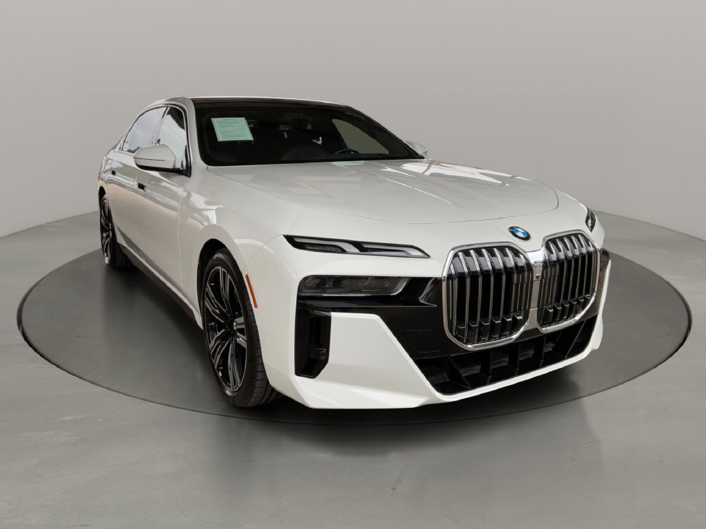 Used 2023 BMW 7 Series 740i /DRIVING ASSIST PRO /PARKING ASSIST Sedan