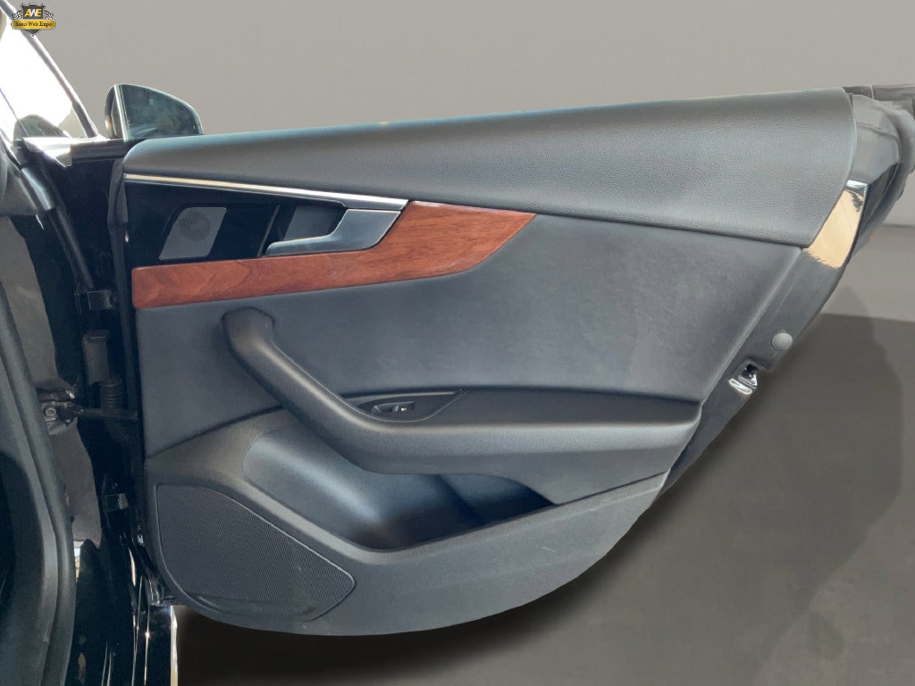 2022 Audi A5 Sportback Premium - Photo 16