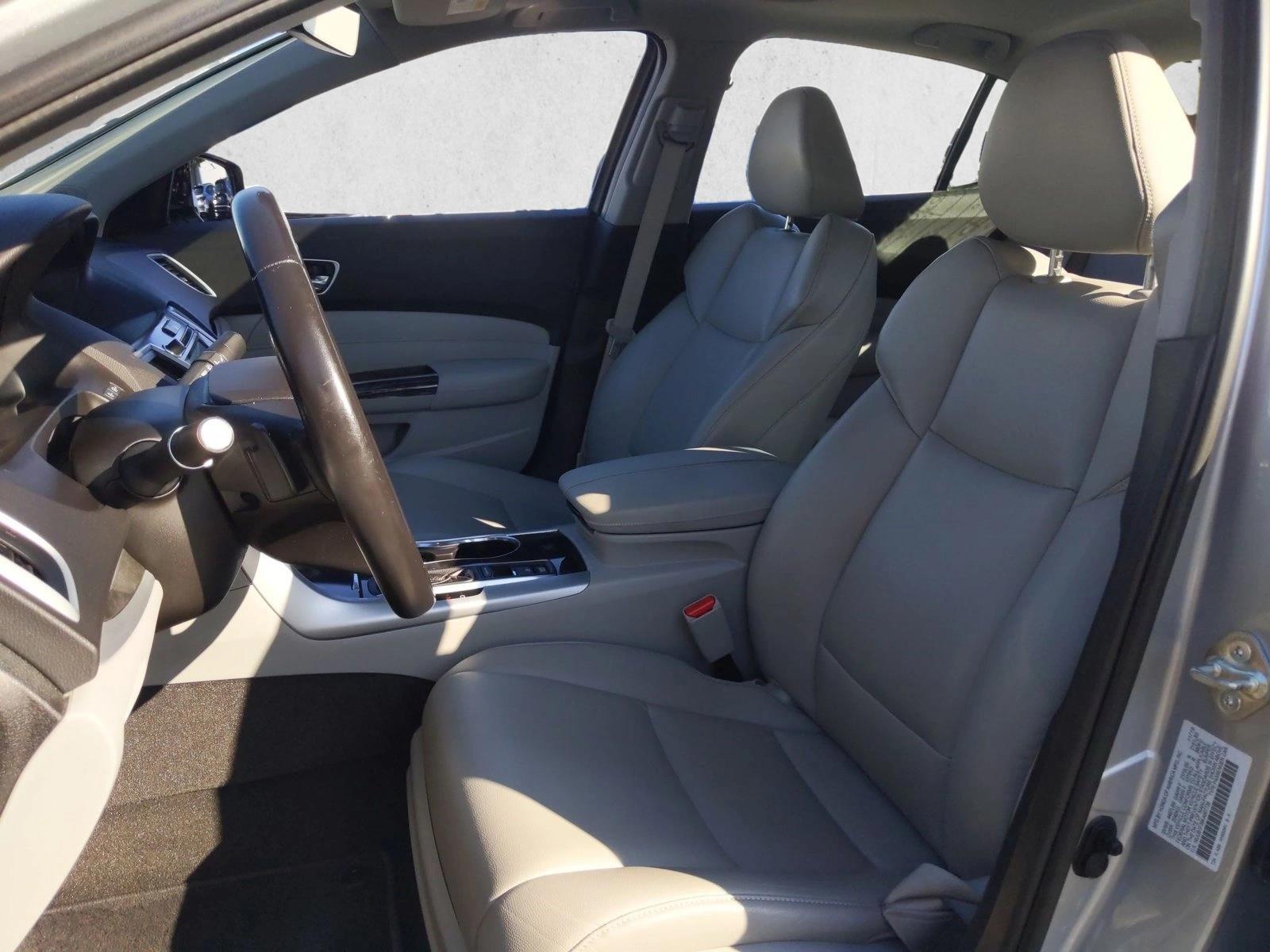 2019 Acura TLX Base - Photo 16