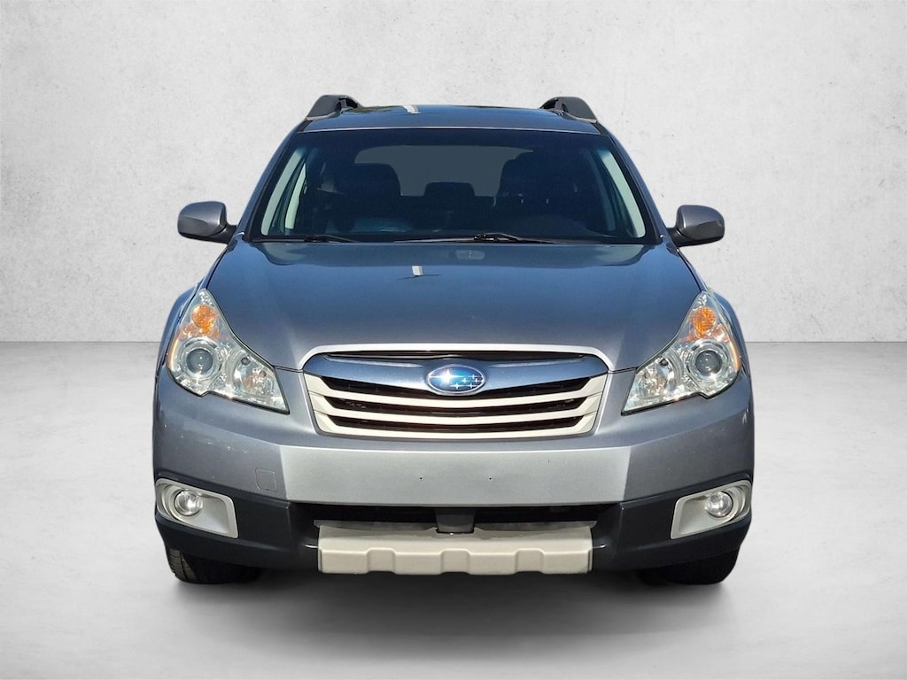 Used 2010 Subaru Outback Ltd Pwr Moon/Navigation SUV