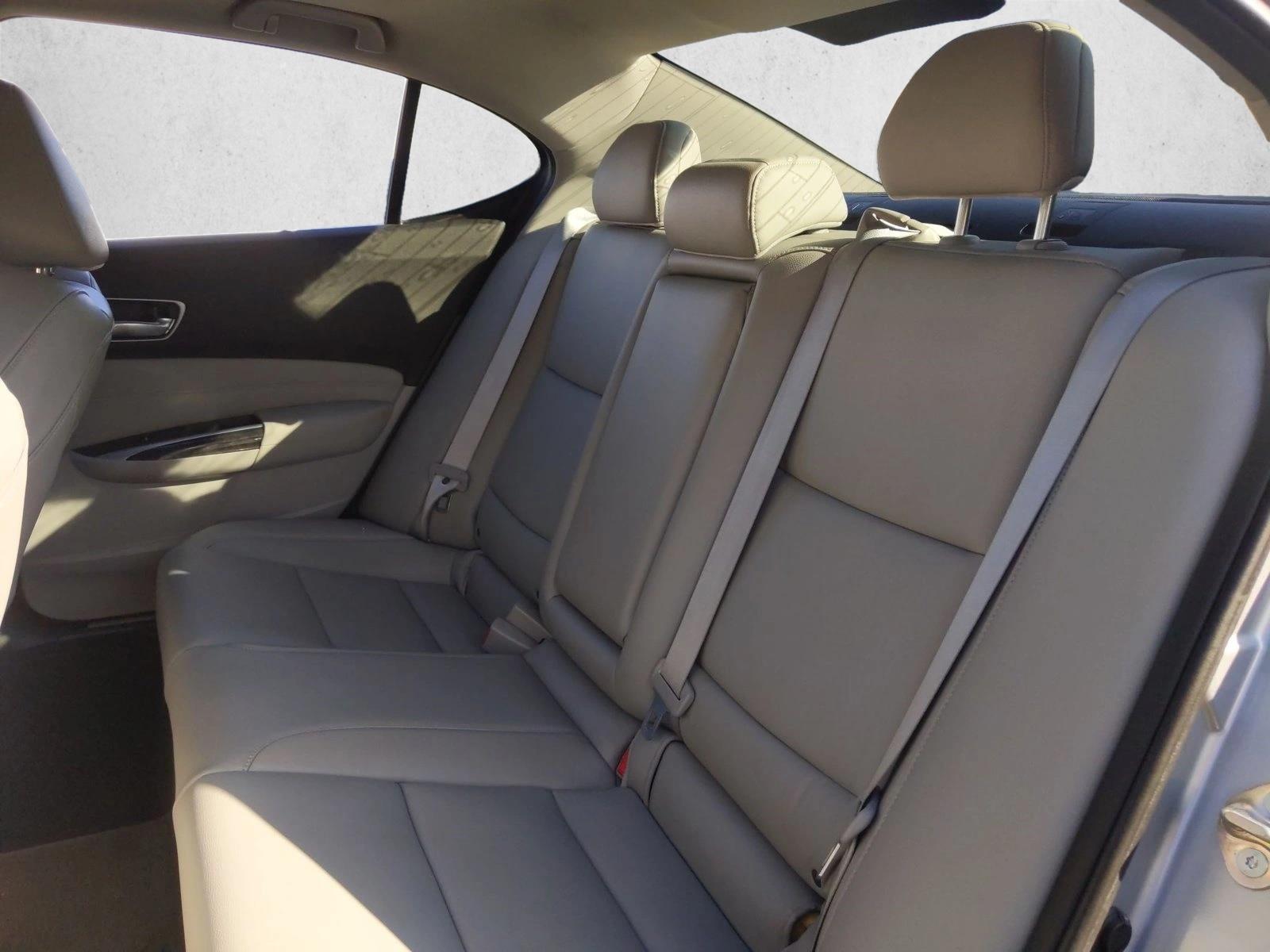 2019 Acura TLX Base - Photo 18