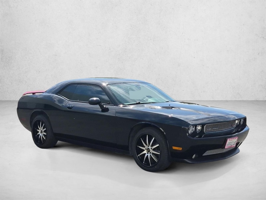 Used 2011 Dodge Challenger R/T 2dr Car