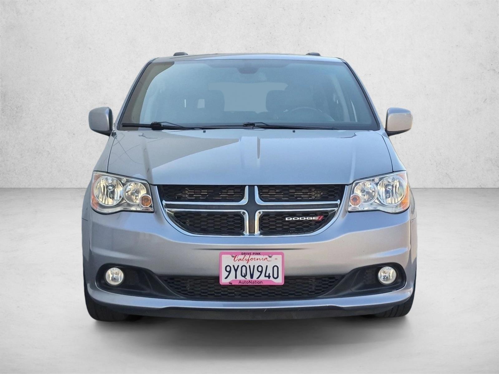 Used 2019 Dodge Grand Caravan SXT Mini-van Passenger