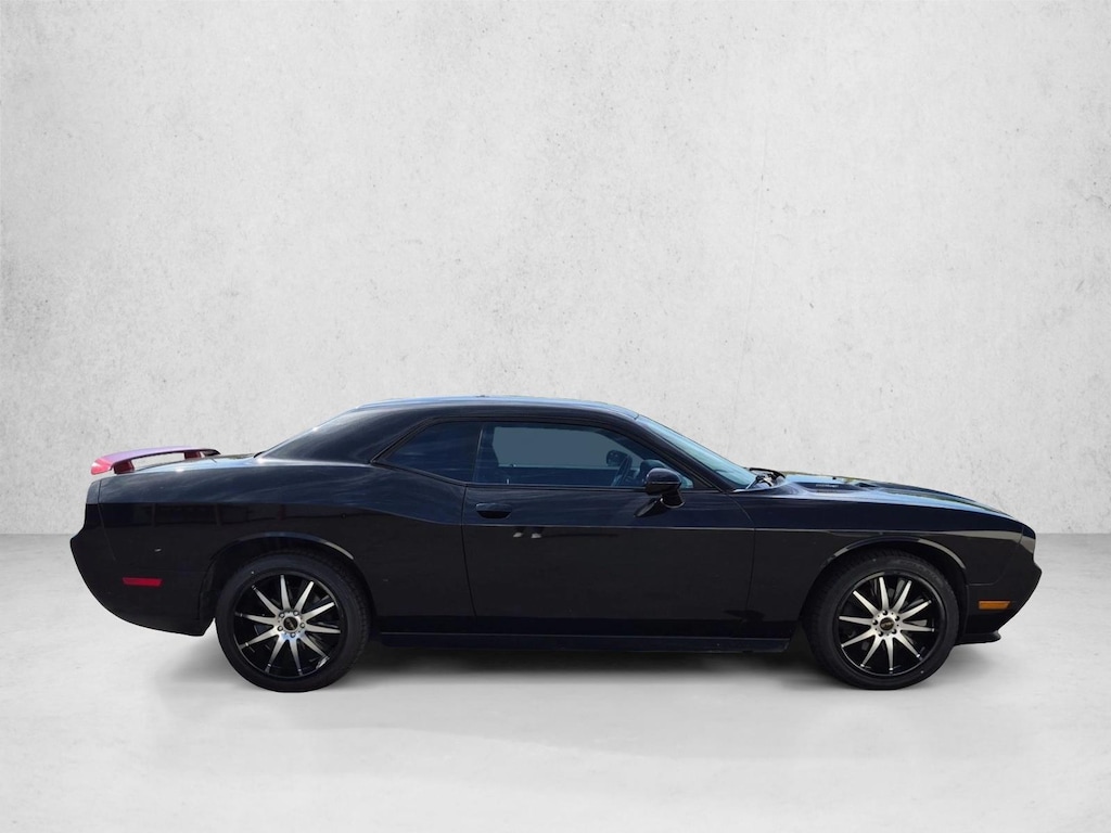 Used 2011 Dodge Challenger R/T 2dr Car