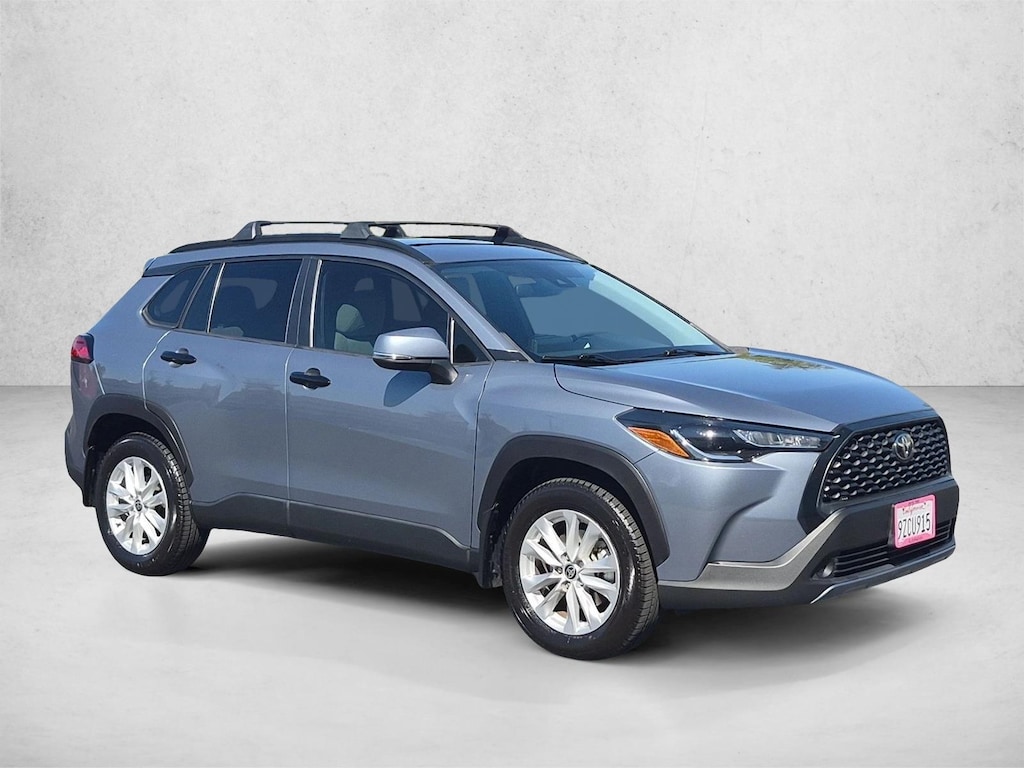 Used 2022 Toyota Corolla Cross LE Sport Utility