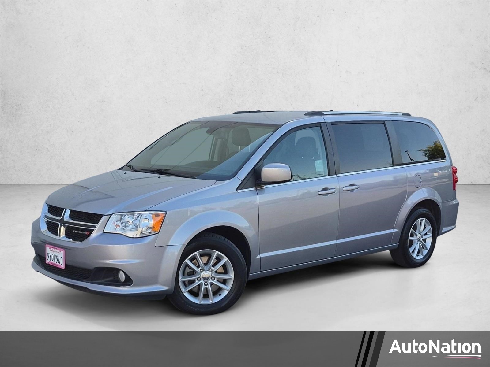 Used 2019 Dodge Grand Caravan SXT Mini-van Passenger