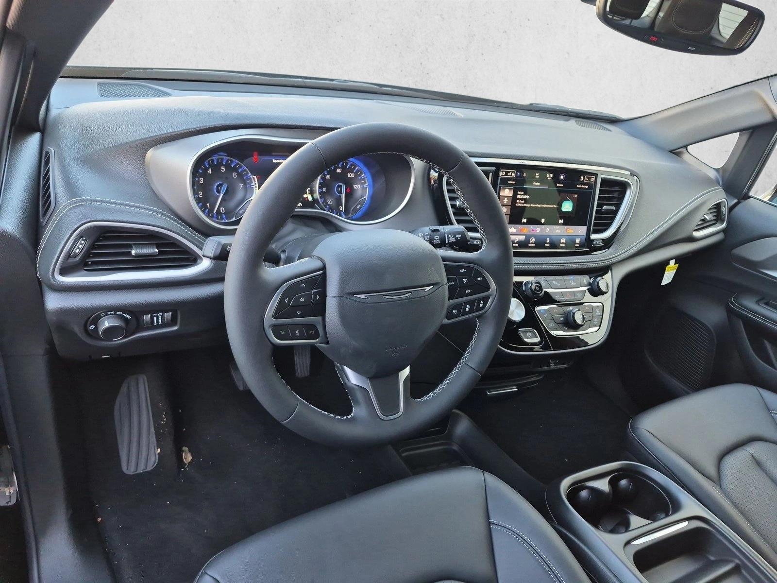 New 2027 Chrysler Pacifica Select Van Passenger Van