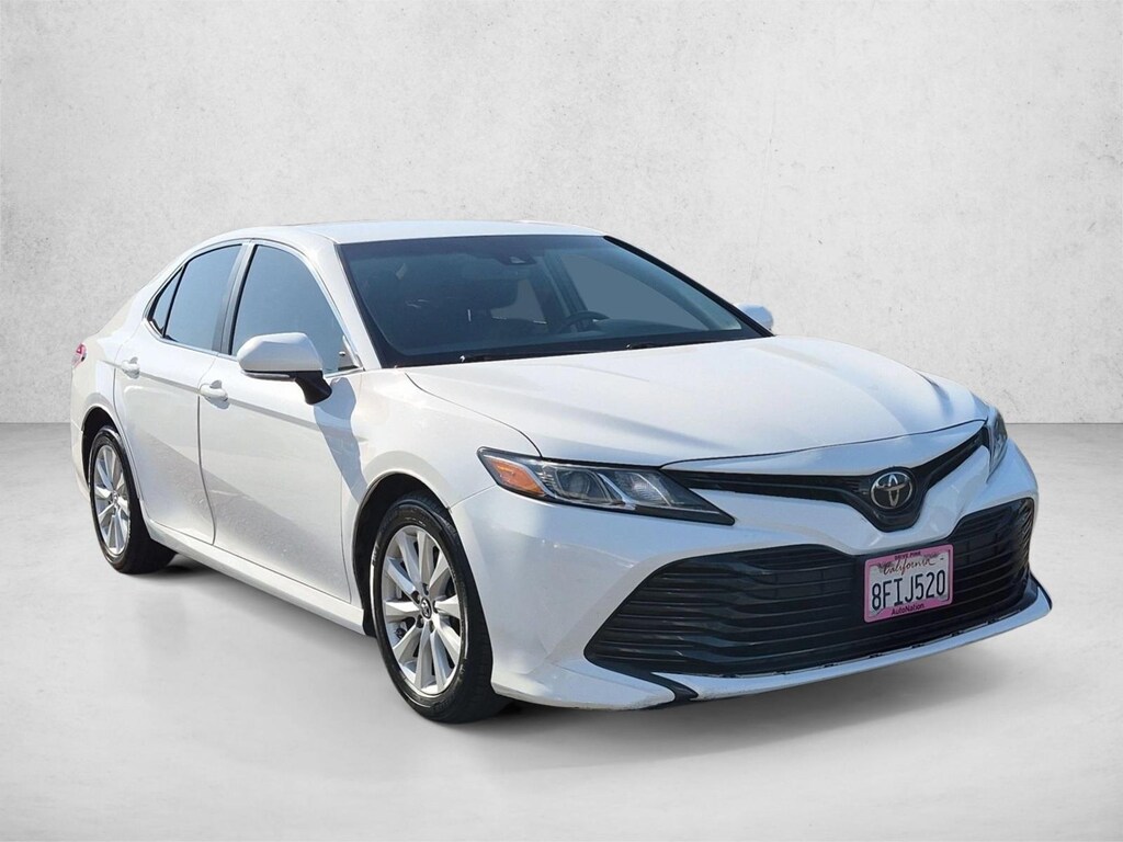 Used 2018 Toyota Camry LE 4dr Car