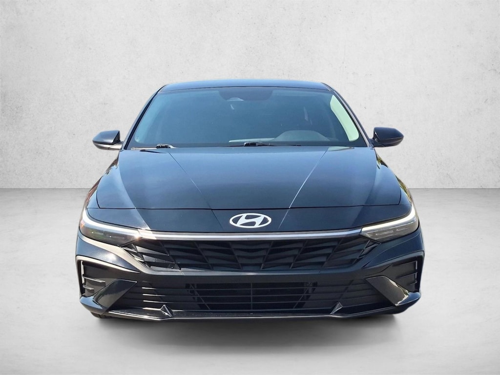 Used 2024 Hyundai Elantra Hybrid Blue 4dr Car