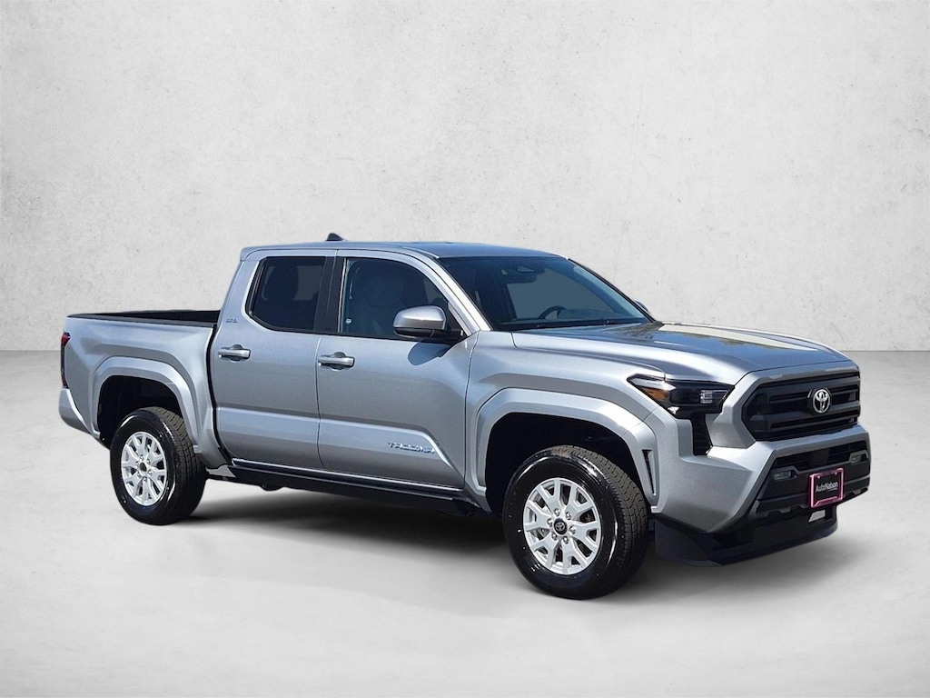 Used 2024 Toyota Tacoma SR5 Crew Cab Pickup