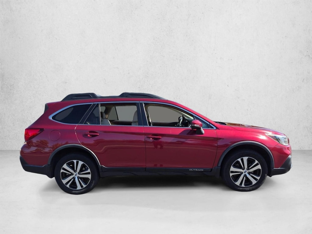 Used 2018 Subaru Outback Limited SUV
